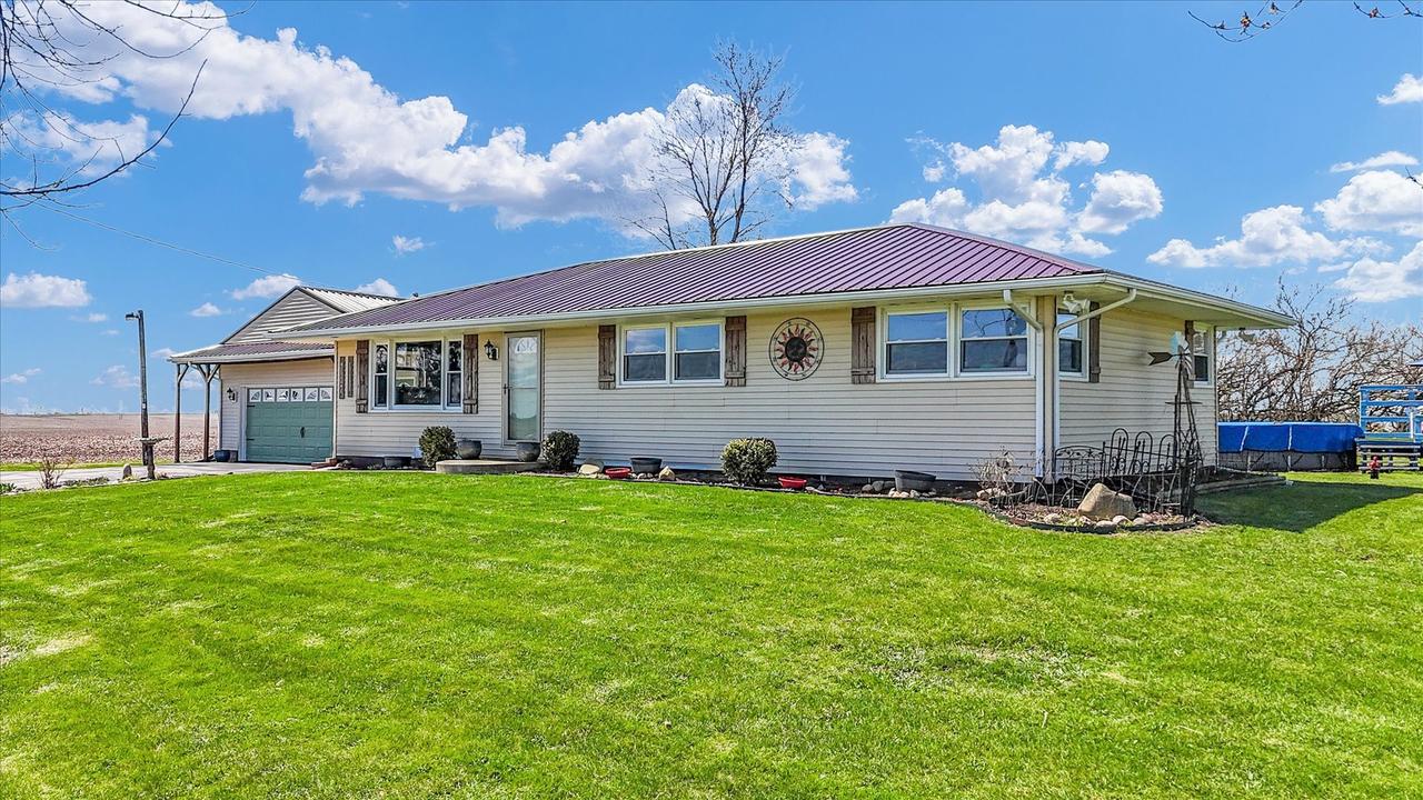 12584 N 4100 Rd., Saybrook, IL 61770