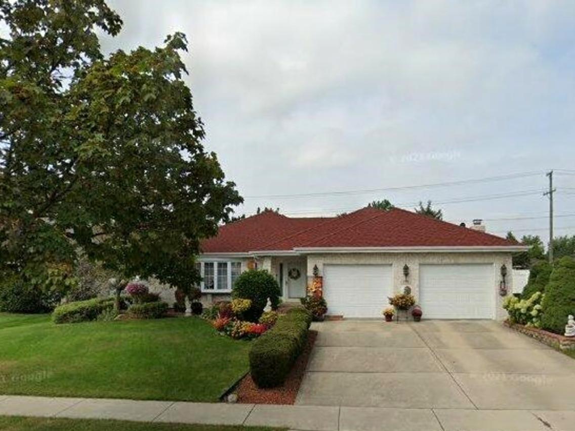 771 Wellington Pkwy., New Lenox, IL 60451