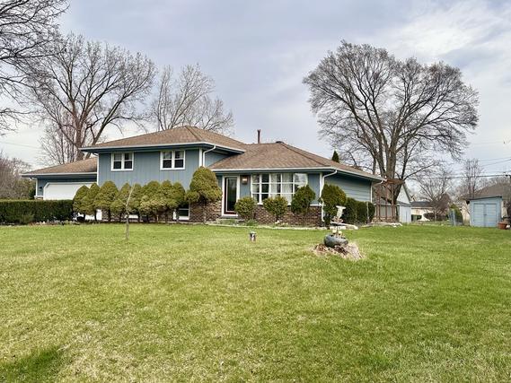 1N125 Fanchon St., Carol Stream, IL 60188