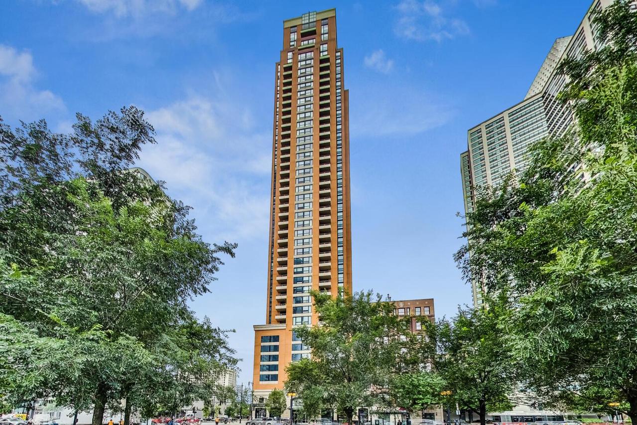 1160 S Michigan Ave. #1503, Chicago, IL 60605