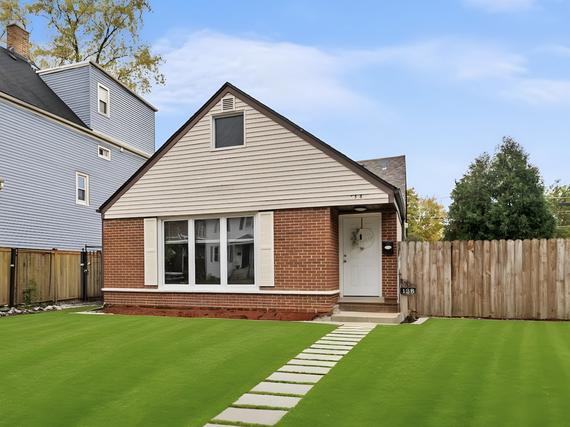 138 S 15th Ave., Maywood, IL 60153