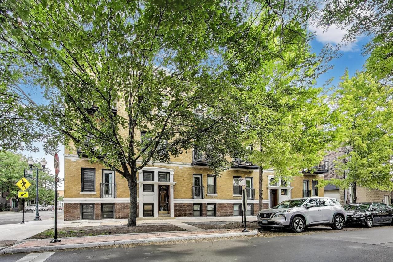 1958 W Byron St. #5, Chicago, IL 60613
