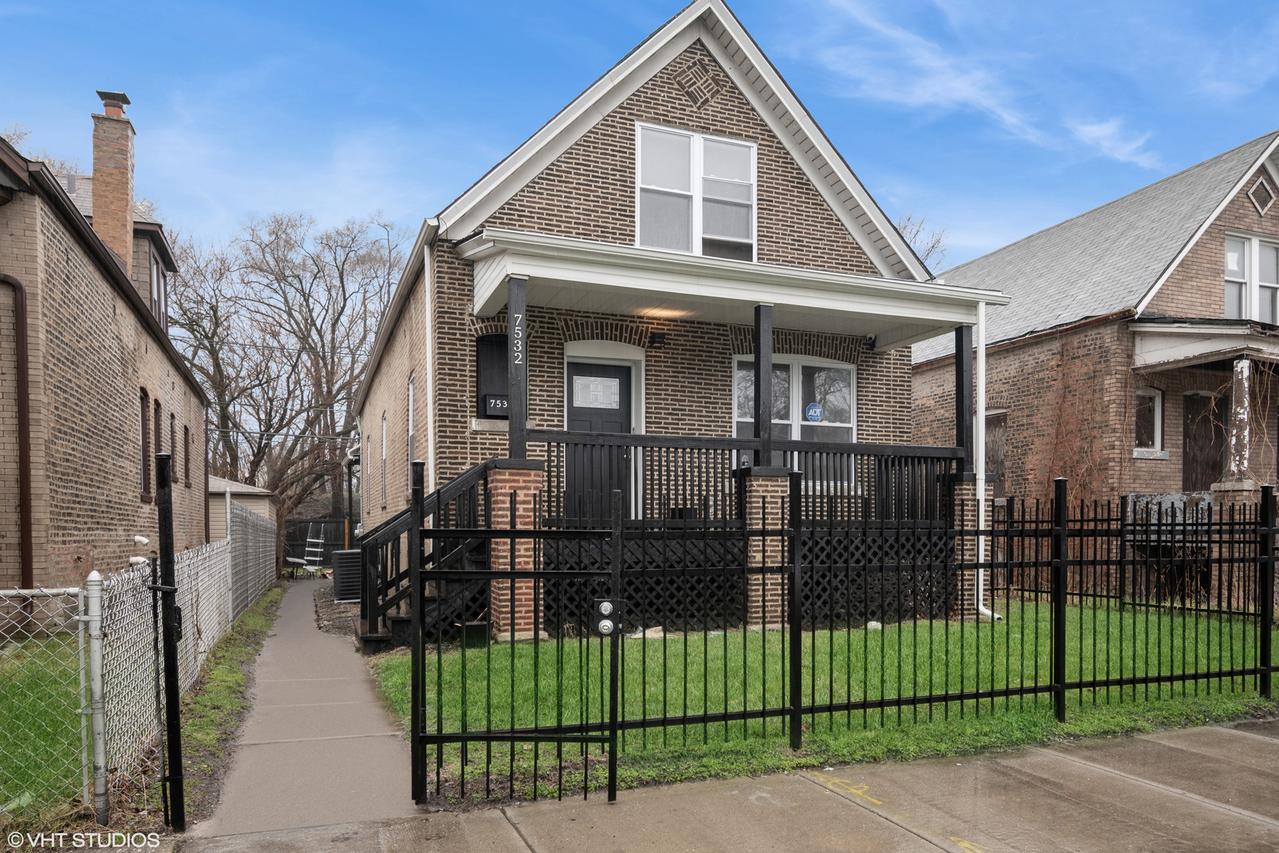 7532 S Parnell Ave., Chicago, IL 60620