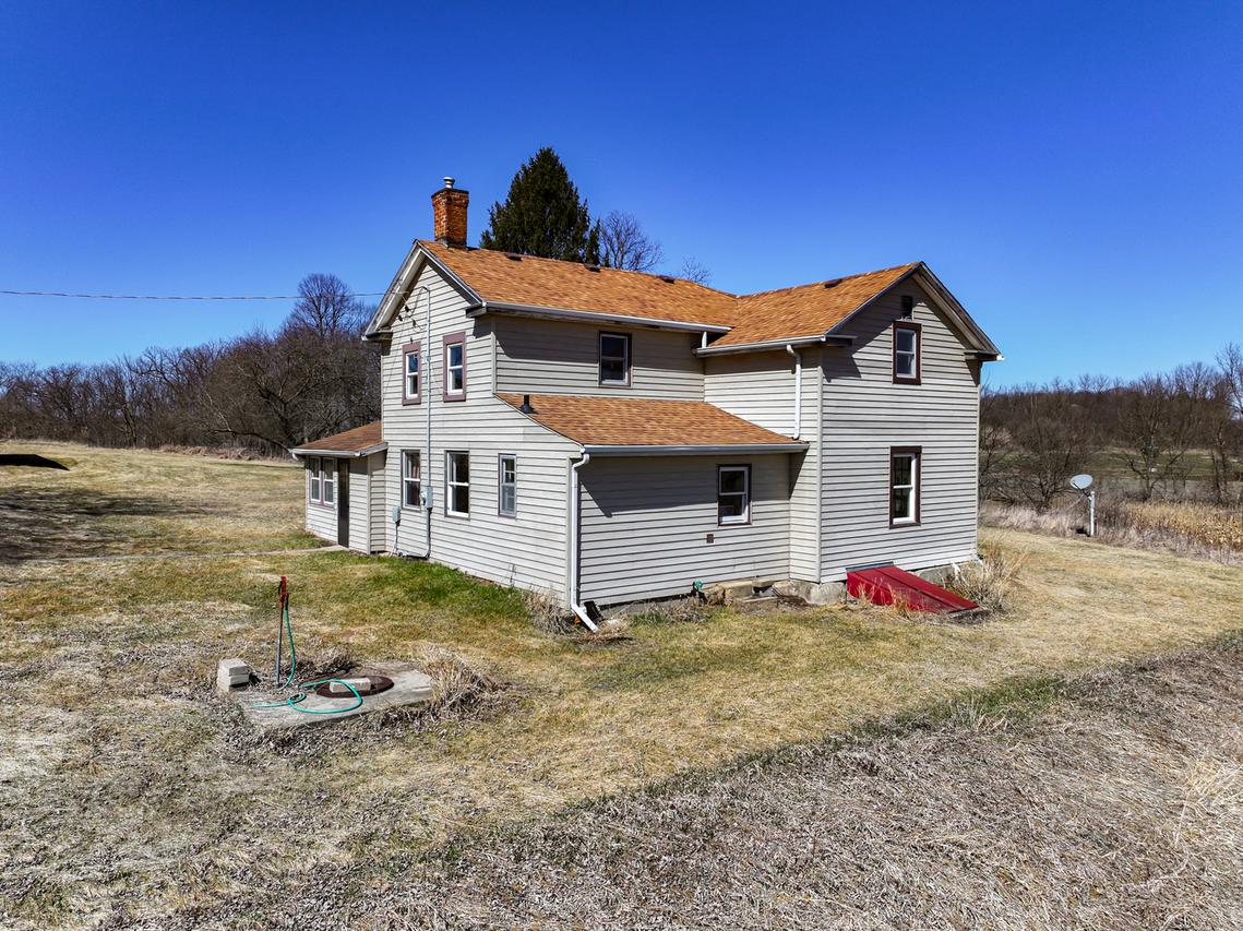 10385 N Rock City Rd., German Valley, IL 61039