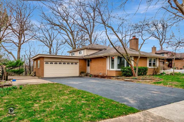 1031 Forest Ln., Lemont, IL 60439