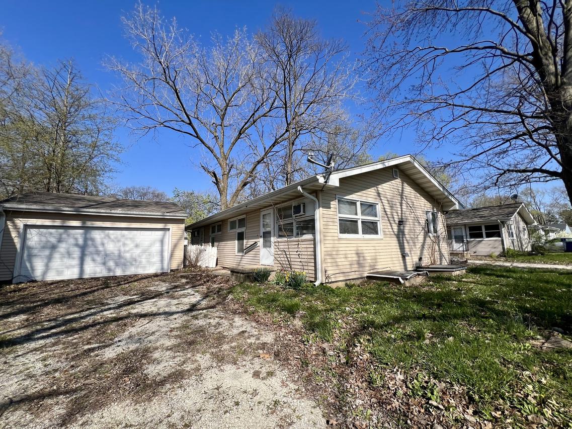 1101 N Coler Ave., Urbana, IL 61801