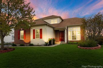 2162 Greenview Dr., Woodstock, IL 60098