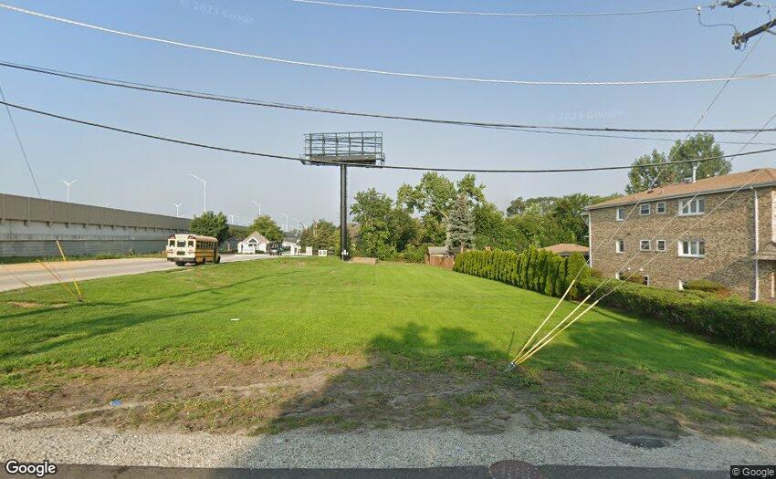 7850 Garden Ln., Justice, IL 60458