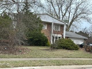 1285 Briarcliff Ln., Highland Park, IL 60035