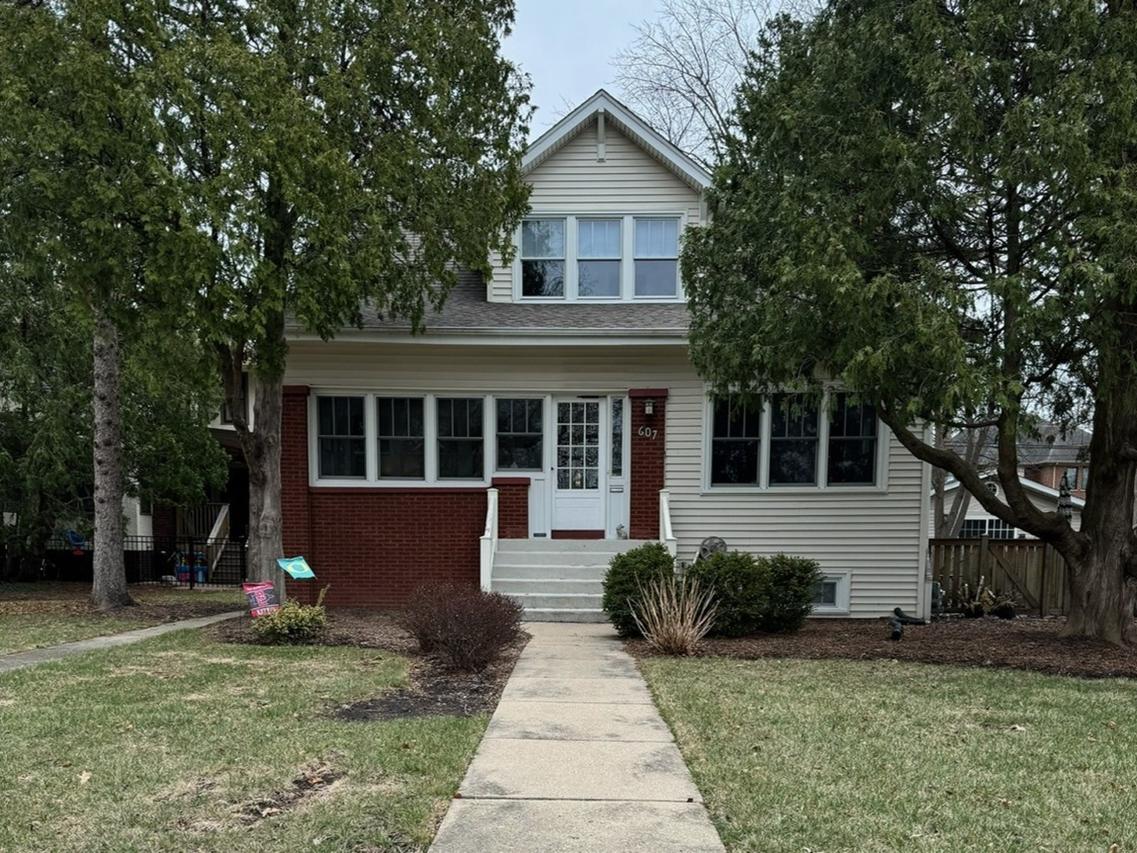 607 S Crescent Ave., Park Ridge, IL 60068