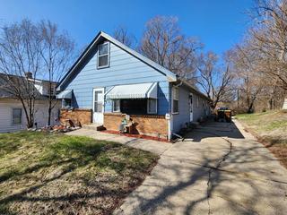 2242-2244 19th Ave., Rockford, IL 61104