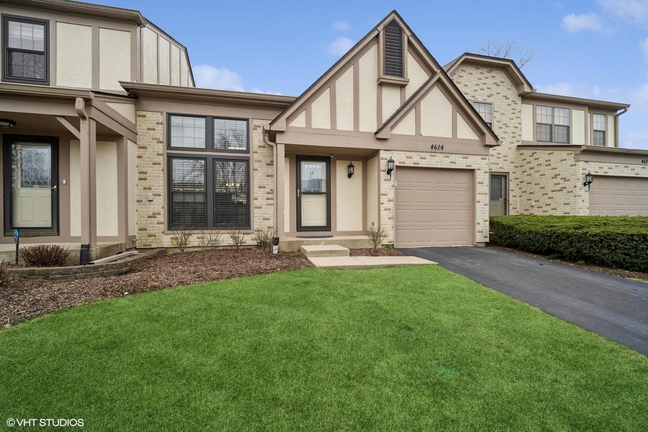 4624 Mumford Dr., Hoffman Estates, IL 60192