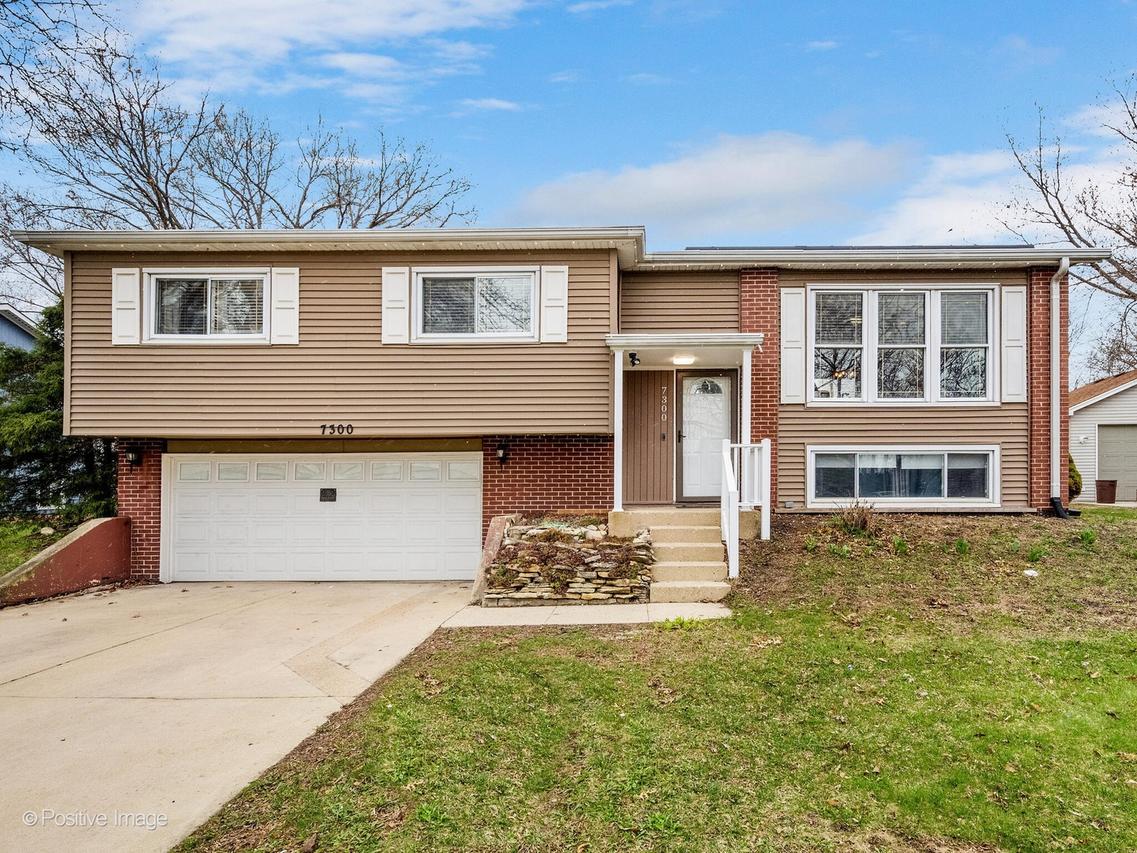 7300 Willow Ave., Woodridge, IL 60517