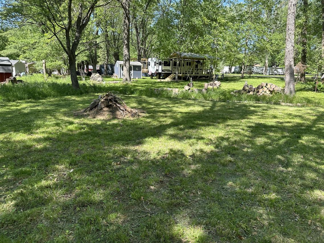 11 194 Woodhaven Lakes, Sublette, IL 61367