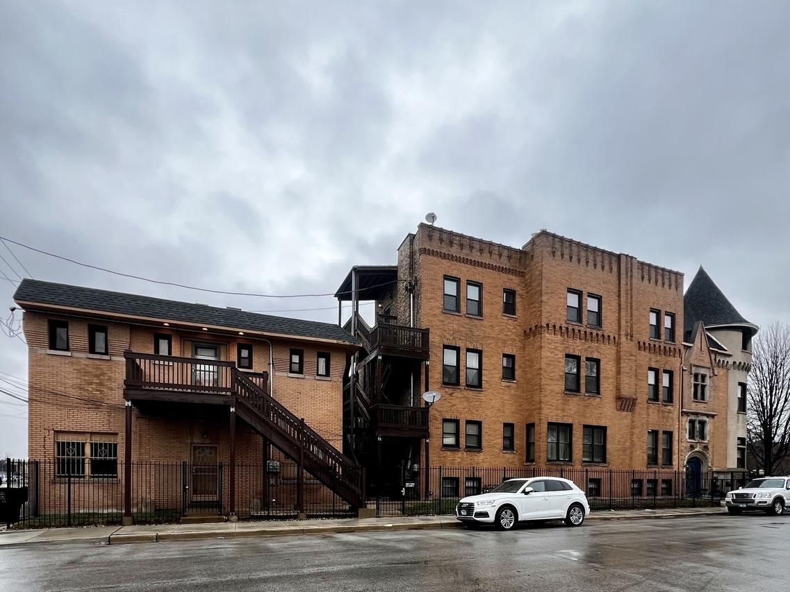 4758 S King Dr. #4, Chicago, IL 60653