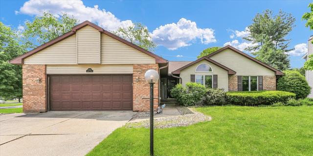 4101 Danbury Dr., Champaign, IL 61822