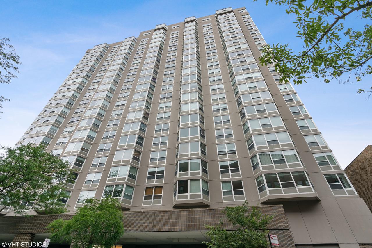 720 W Gordon Ter. #21M, Chicago, IL 60613