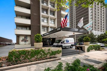 6157 N Sheridan Rd. #25D, Chicago, IL 60660