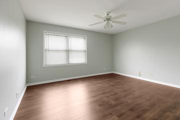 1718 Ennis Ln. #83D, Wheaton, IL 60189