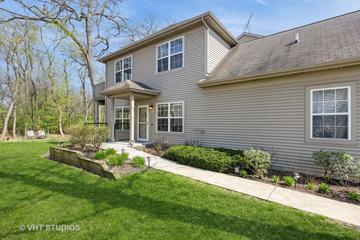 2831 Granite Ct., Crystal Lake, IL 60012