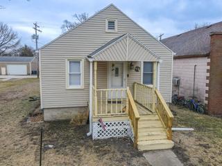 145 S Main St., Clifton, IL 60927