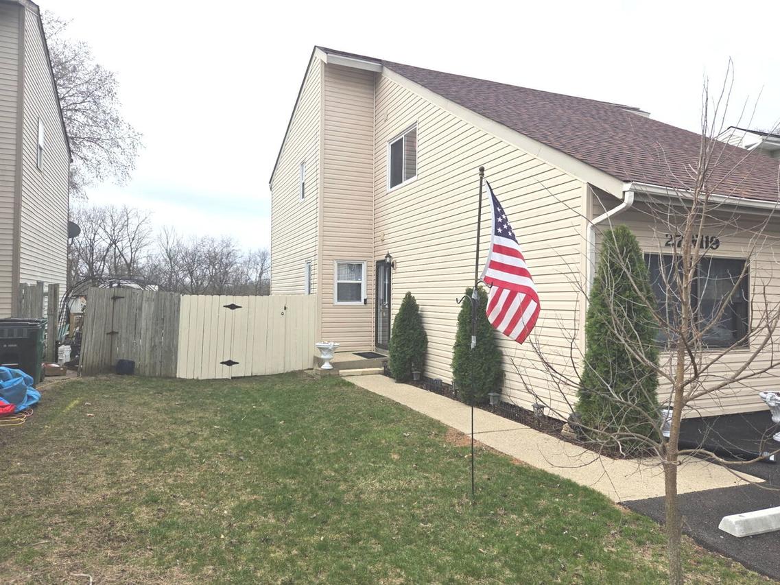 27W119 Cooley Ave., Winfield, IL 60190
