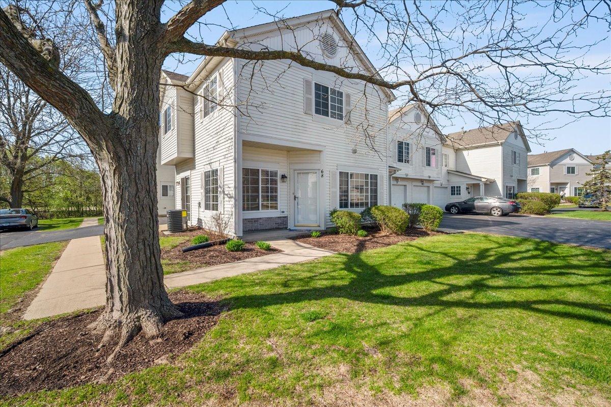 68 Heather Glen Dr., Aurora, IL 60504
