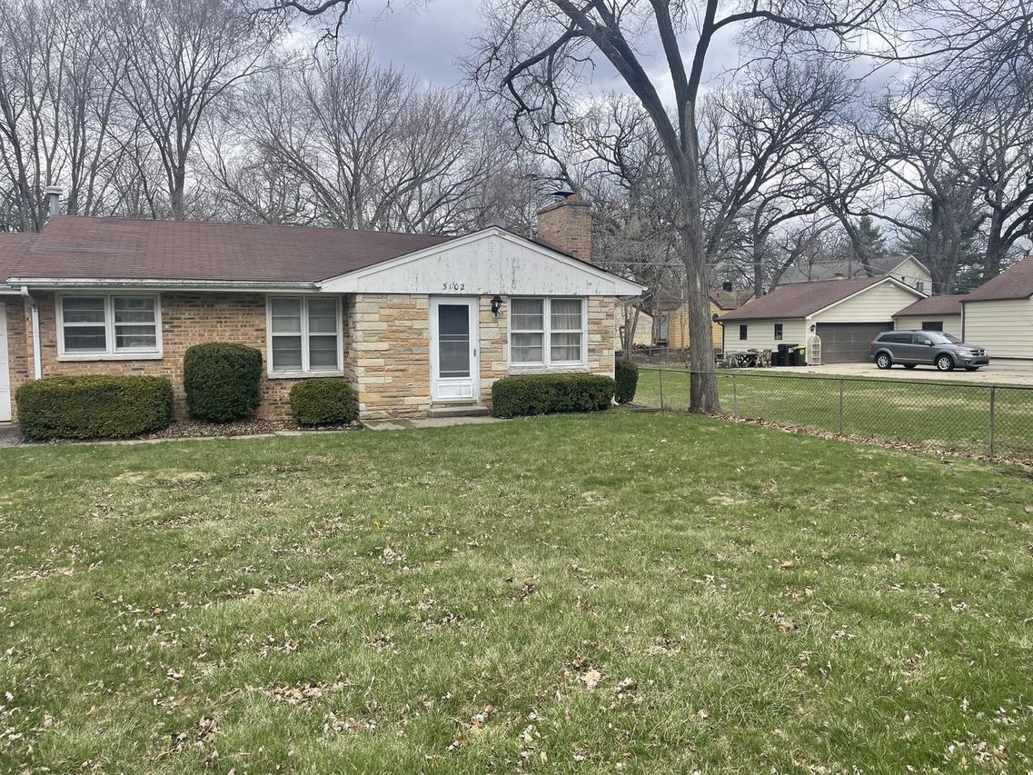 3102 Victoria Ave., McHenry, IL 60050