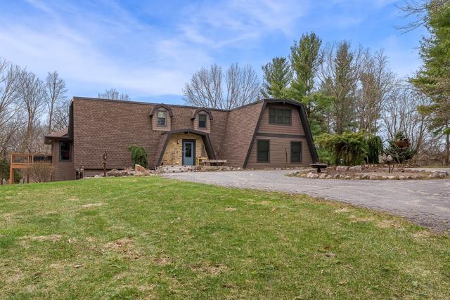 8325 E Crockett Rd., Roscoe, IL 61073