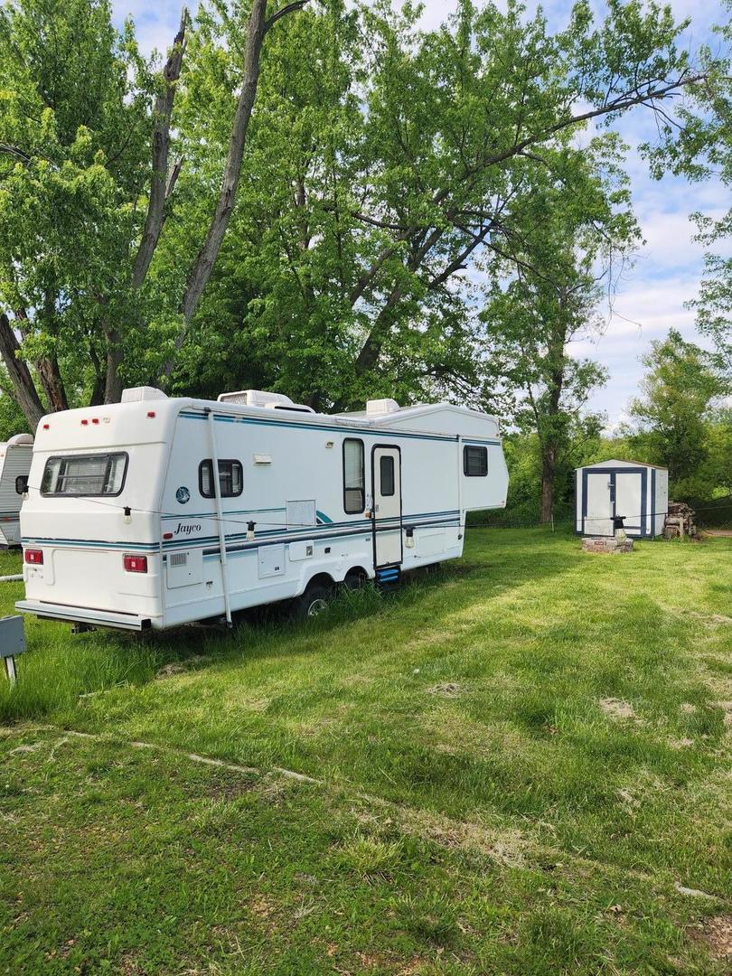 20-6 Woodhaven Lakes, Sublette, IL 61367