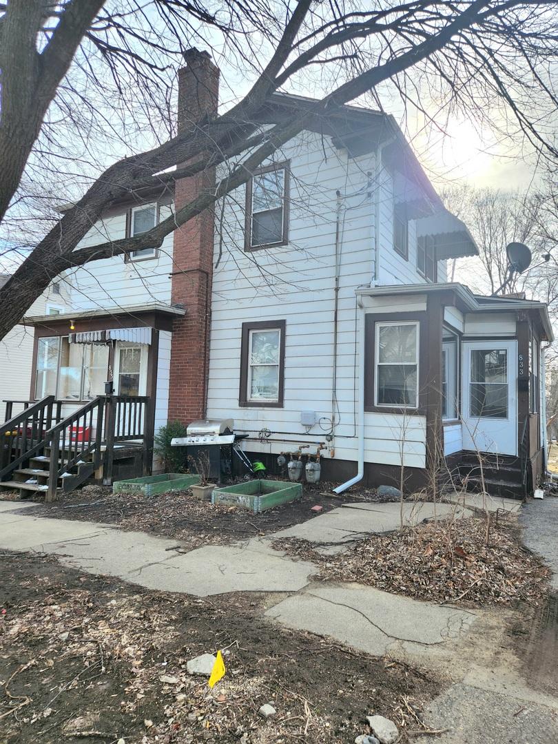 833 Hovey Ave., Rockford, IL 61103