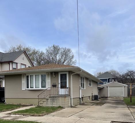 262 Broadway St., Marseilles, IL 61341