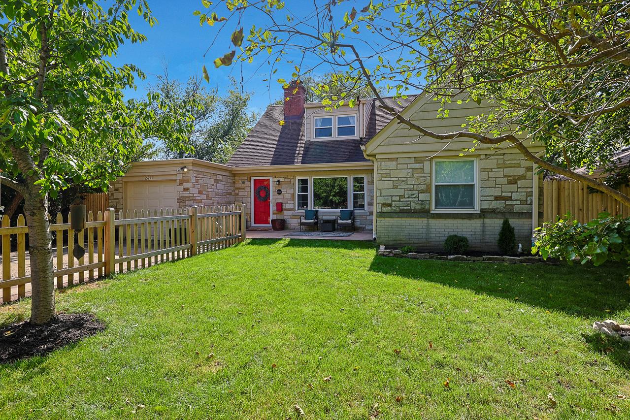 2611 Lake Ave., Wilmette, IL 60091