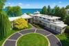 2441 Woodbridge Ln., Highland Park, IL 60035