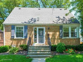 605 9th Ave., La Grange, IL 60525
