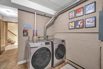 763 Whalom Ln. #2A1, Schaumburg, IL 60173