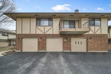 763 Whalom Ln. #2A1, Schaumburg, IL 60173