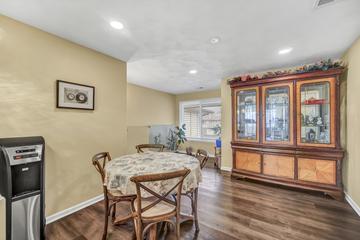 763 Whalom Ln. #2A1, Schaumburg, IL 60173