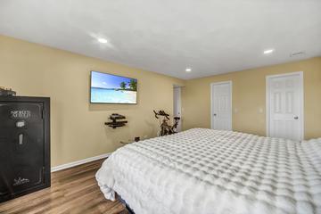 763 Whalom Ln. #2A1, Schaumburg, IL 60173