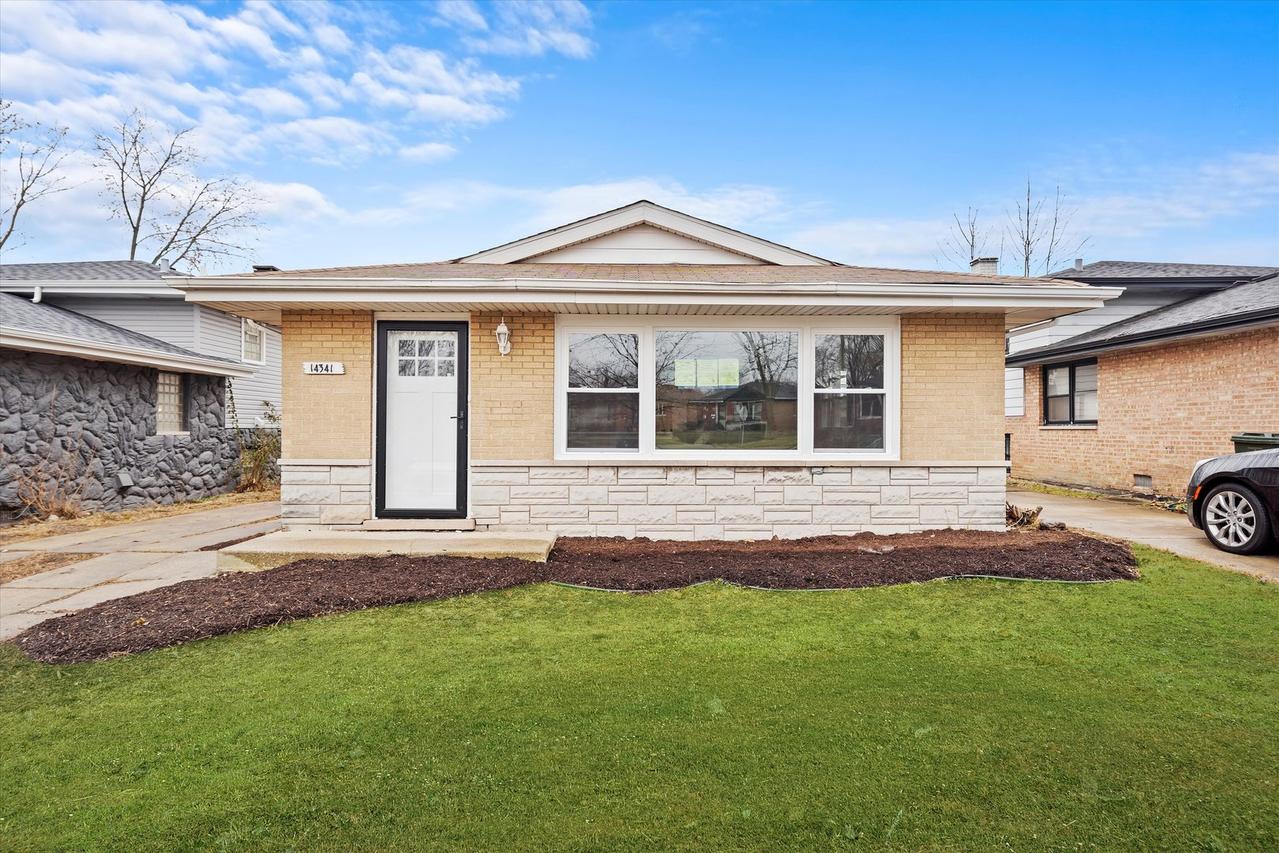 14341 Cottage Grove Ave., Dolton, IL 60419