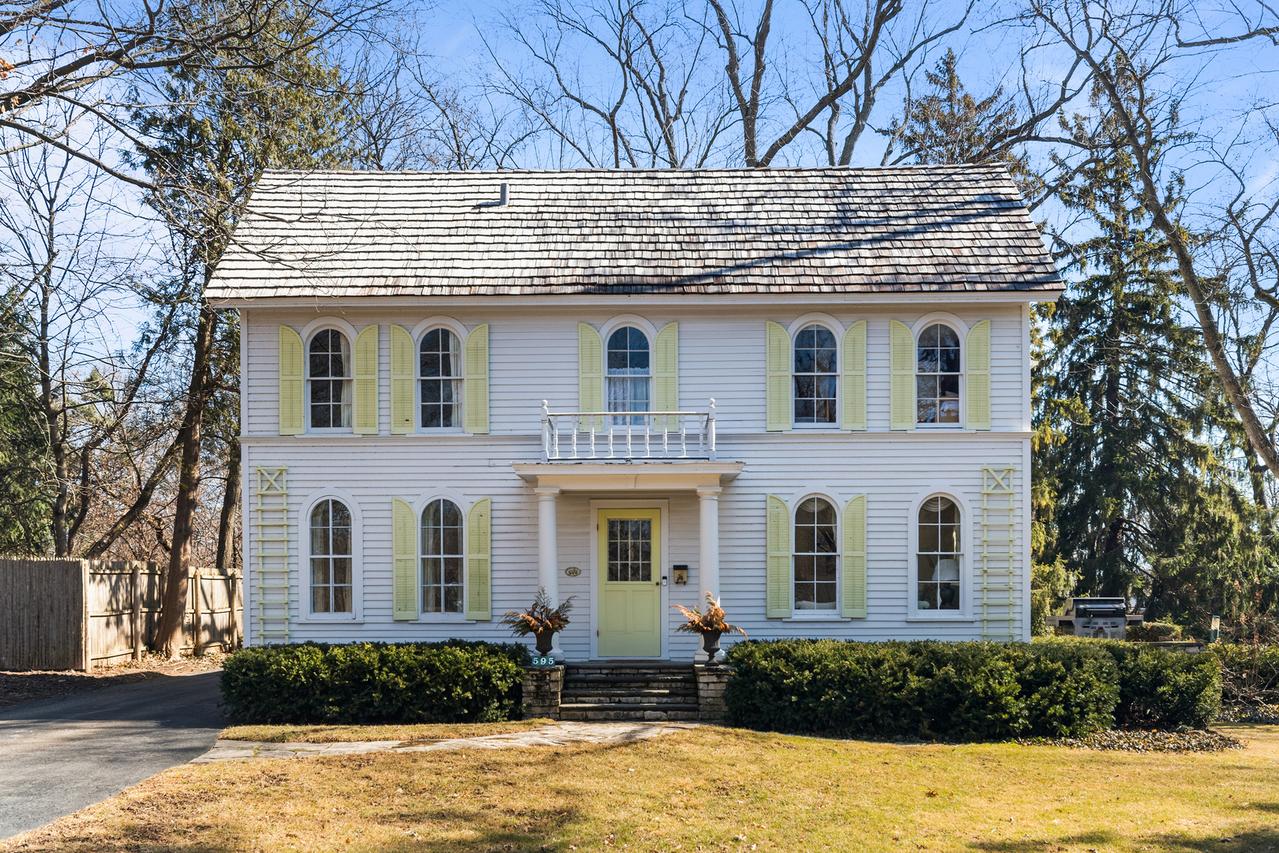595 Washington Rd., Lake Forest, IL 60045