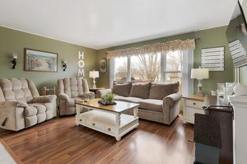 218 Gettysburg Dr., Bolingbrook, IL 60440