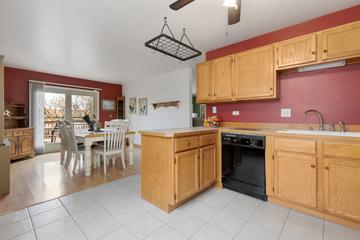218 Gettysburg Dr., Bolingbrook, IL 60440