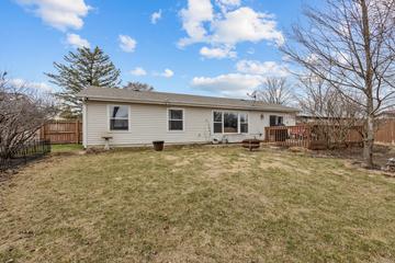 218 Gettysburg Dr., Bolingbrook, IL 60440