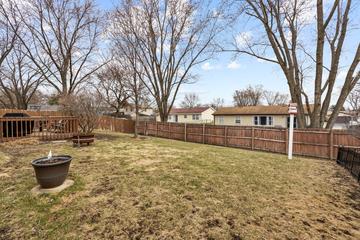 218 Gettysburg Dr., Bolingbrook, IL 60440