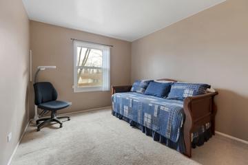 218 Gettysburg Dr., Bolingbrook, IL 60440