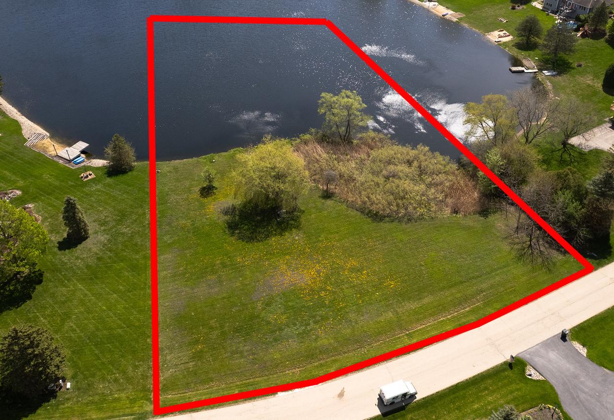 33589 N Christa Dr., Ingleside, IL 60041