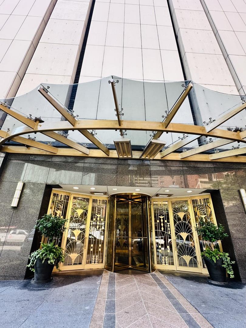 111 E Chestnut St. #6A-1, Chicago, IL 60611