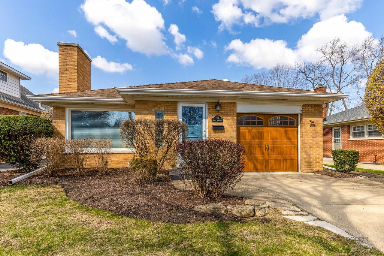 728 S Chestnut Ave., Arlington Heights, IL 60005