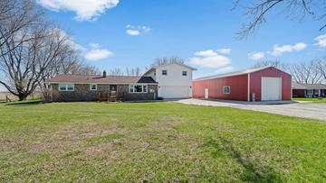 24455 Fulfs Rd., Sterling, IL 61081